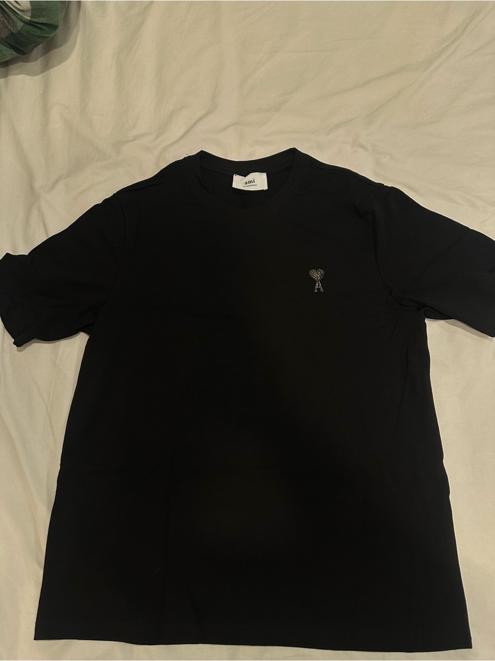Ami Paris Black Short Sleeve Crewneck T-Shirt with Heart Motif